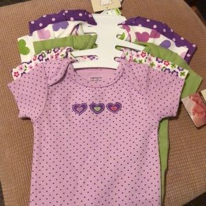 Carter’s onesies set (5)